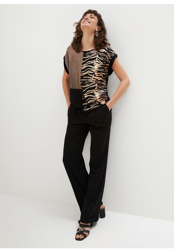 bonprix - Shirt w optyce patchworkowego. Kolor: czarny. Wzór: nadruk, aplikacja. Styl: elegancki