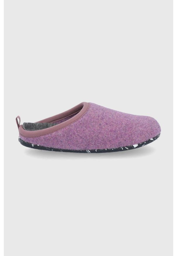 Camper - Kapcie Wabi. Nosek buta: okrągły. Kolor: fioletowy. Materiał: materiał, guma. Wzór: gładki
