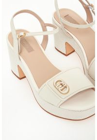 Liu Jo - Sandały damskie skórzane na słupku LIU JO. Materiał: skóra. Obcas: na słupku #4