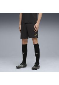 Puma - Męskie szorty piłkarskie KINGtouch PUMA Black Gold. Kolor: czarny, wielokolorowy, żółty. Sport: piłka nożna