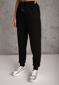 Renee - Czarne Sportowe Spodnie Typu Jogger High Waist ze Ściągaczem w Talii Isirona. Okazja: na co dzień. Stan: podwyższony. Kolor: czarny. Długość: krótkie. Styl: sportowy #8