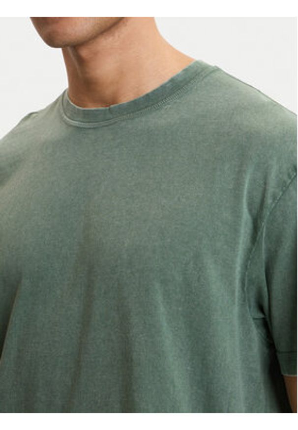 Guess T-Shirt M6GI18 K3050 Zielony Oversize. Kolor: zielony. Materiał: bawełna