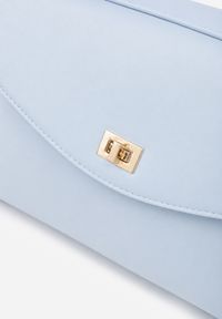 Renee - Niebieska Torebka Typu Kuferek z Rączką i Klapą z Paskiem Crossbody Phoebyne. Kolor: niebieski. Styl: elegancki #4