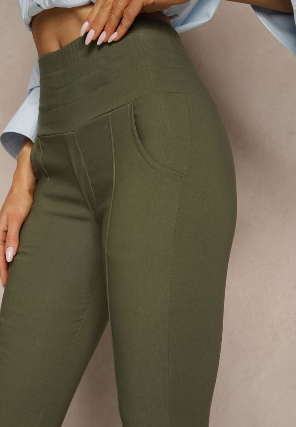 Renee - Ciemnozielone Spodnie Skinny High Waist Kolanira. Okazja: na co dzień. Stan: podwyższony. Kolor: zielony. Styl: sportowy, casual