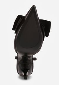 Born2be - Czarne Satynowe Szpilki z Odkrytą Piętą i Ozdobną Kokardą Argatea. Okazja: na co dzień, na spotkanie biznesowe, na ślub cywilny, do pracy, na wesele, na imprezę. Kolor: czarny. Materiał: satyna. Obcas: na szpilce. Styl: casual, biznesowy, elegancki, klasyczny #7