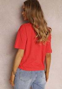 Renee - Czerwony T-shirt Clathera. Kolor: czerwony. Materiał: bawełna, jeans. Długość rękawa: krótki rękaw. Długość: krótkie. Wzór: gładki, jednolity #3