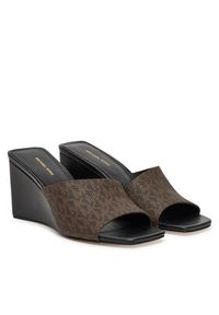 MICHAEL Michael Kors Klapki Merriam Wedge 40S5MMMS1B Brązowy. Kolor: brązowy. Materiał: skóra #4