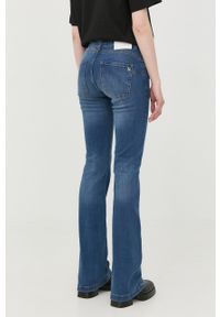 Silvian Heach jeansy damskie medium waist. Kolor: niebieski