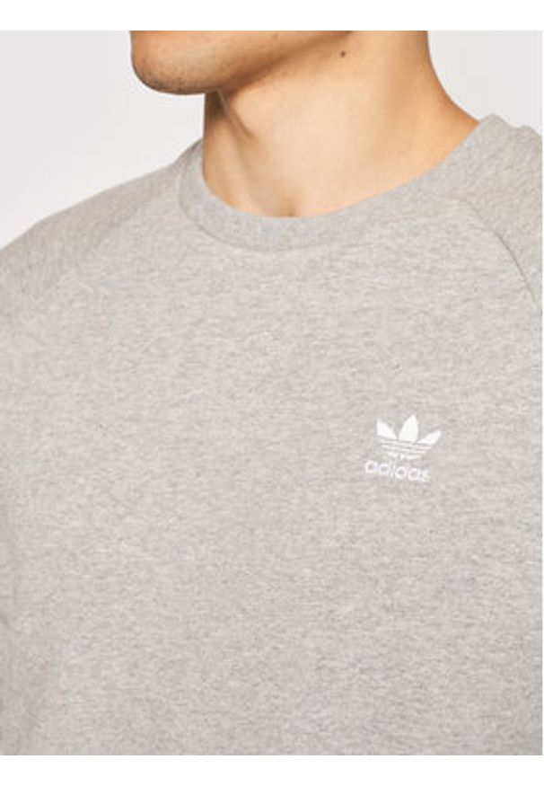 Adidas - adidas Bluza adicolor Essentials Trefoil Crewneck H34642 Szary Regular Fit. Kolor: szary. Materiał: bawełna