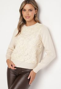 Born2be - Jasnobeżowy Sweter z Wiskozą i Siateczkowymi Aplikacjami Hariena. Kolor: beżowy. Materiał: wiskoza. Wzór: aplikacja. Styl: elegancki #3