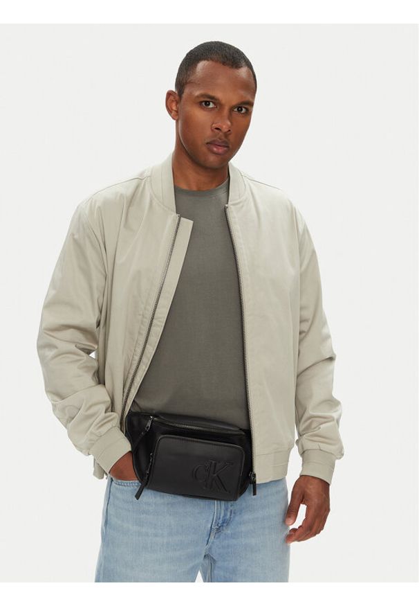 Calvin Klein Nerka Sculpted Impression Waistbag 38 LV04G3160G Czarny. Kolor: czarny. Materiał: skóra