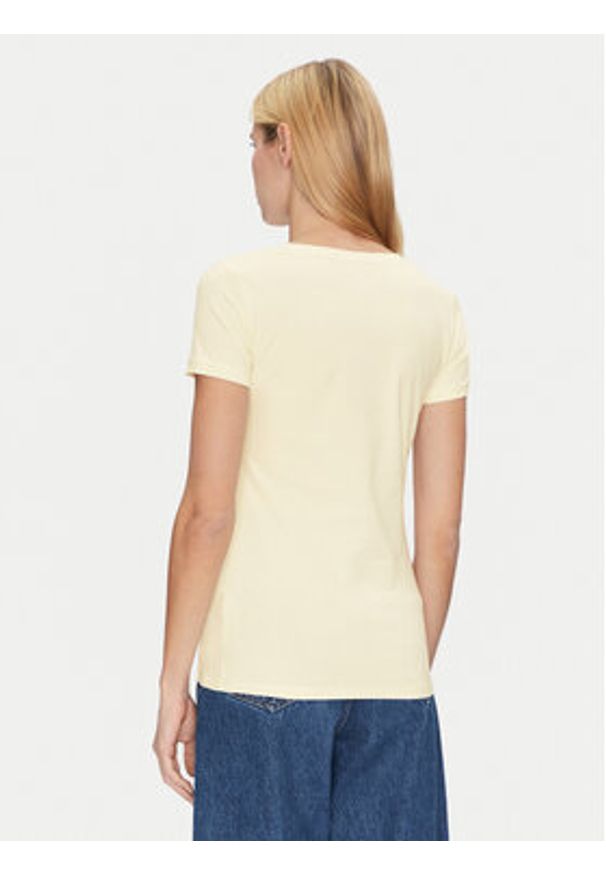 Guess T-Shirt W2YI45 J1314 Żółty Slim Fit. Kolor: żółty. Materiał: bawełna