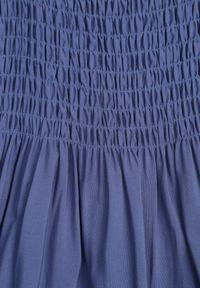 Born2be - Granatowa Bawełniana Sukienka na Ramiączkach z Marszczonym Dekoltem Krisele. Okazja: na co dzień, na randkę, na spacer. Kolor: niebieski. Materiał: bawełna. Długość rękawa: na ramiączkach. Sezon: lato. Typ sukienki: proste. Styl: casual #6