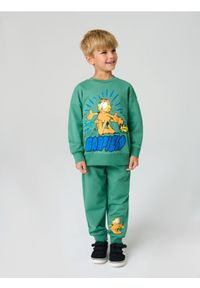 Sinsay - Spodnie dresowe Garfield - zielony. Kolor: zielony. Materiał: dresówka