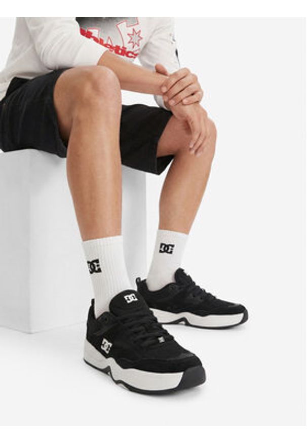DC Shoes Sneakersy DC01675061 Czarny. Kolor: czarny. Materiał: skóra, zamsz