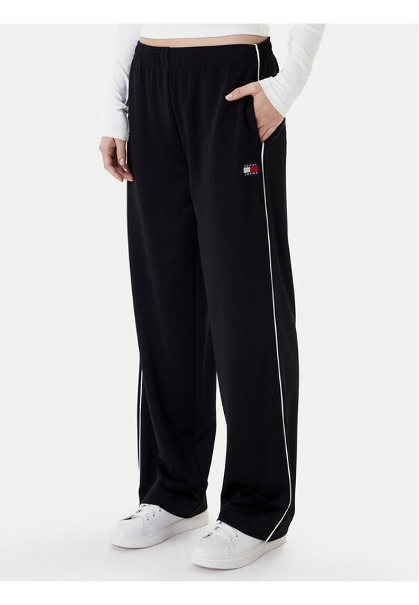 Tommy Jeans Spodnie dresowe Archive DW0DW22633 Czarny Regular Fit. Kolor: czarny. Materiał: syntetyk