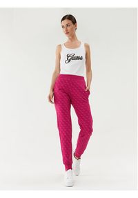 Guess Spodnie dresowe V3BB18 K7ON1 Różowy Regular Fit. Kolor: różowy. Materiał: bawełna, dresówka #5