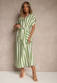 Renee - Zielona Pudełkowa Sukienka z Wiskozą z Motywem Pasków i Wiązaniem Lumierae. Okazja: na co dzień. Kolor: zielony. Materiał: wiskoza. Styl: elegancki, casual