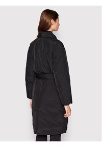 Calvin Klein Płaszcz zimowy K20K204158 Czarny Regular Fit. Kolor: czarny. Materiał: syntetyk. Sezon: zima #3