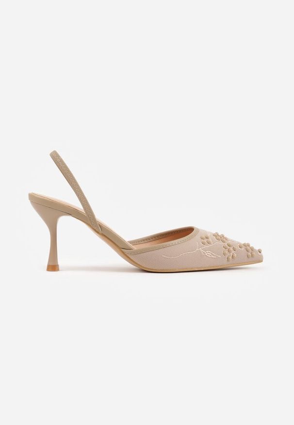 Born2be - Ciemnobeżowe Sandały na Szpilce Ozdobione Koralikami i Haftem Iphorise. Okazja: na co dzień, na randkę, na wesele, na ślub cywilny. Kolor: beżowy. Wzór: aplikacja, haft. Obcas: na szpilce. Styl: elegancki, klasyczny, casual