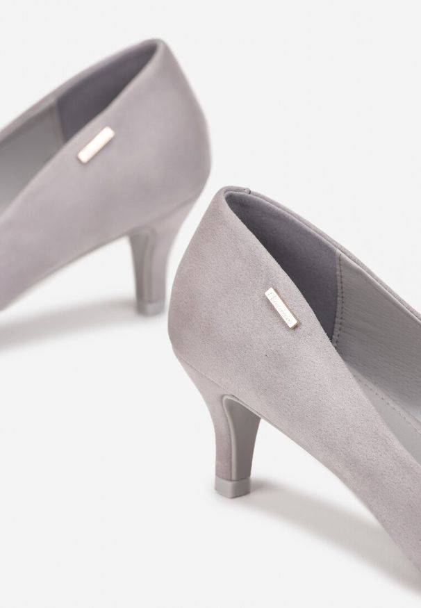 Renee - Szare Czółenka Appyle. Zapięcie: bez zapięcia. Kolor: szary. Wzór: bez wzorów, jednolity. Obcas: na szpilce. Styl: elegancki