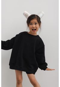 Marsala - MINI bluza o luźnym kroju w kolorze TOTALLY BLACK - OXFORD-116-122 (6-7). Kolor: czarny. Materiał: bawełna, dresówka, dzianina, jeans. Wzór: gładki. Sezon: zima, jesień, wiosna, lato. Styl: klasyczny #1