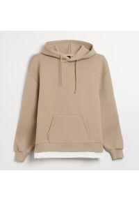 House - Gładka bluza z kapturem loose fit camelowa - Beżowy. Typ kołnierza: kaptur. Kolor: beżowy. Wzór: gładki