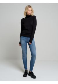 Big-Star - Sweter damski z golfem czarny Arlanka 906. Typ kołnierza: golf. Kolor: czarny. Materiał: jeans, materiał, wiskoza. Długość rękawa: długi rękaw. Długość: długie. Styl: klasyczny, elegancki #4
