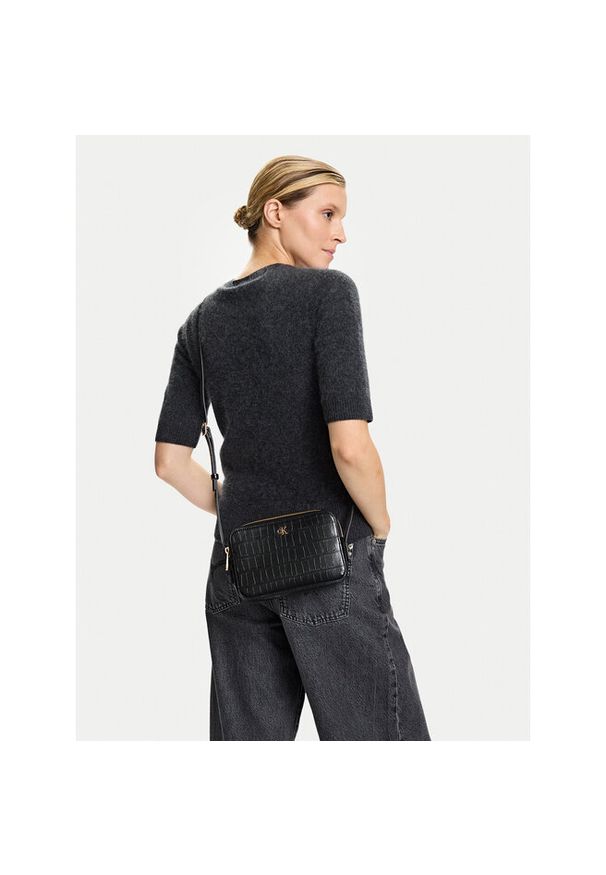 Torebka Calvin Klein. Kolor: czarny