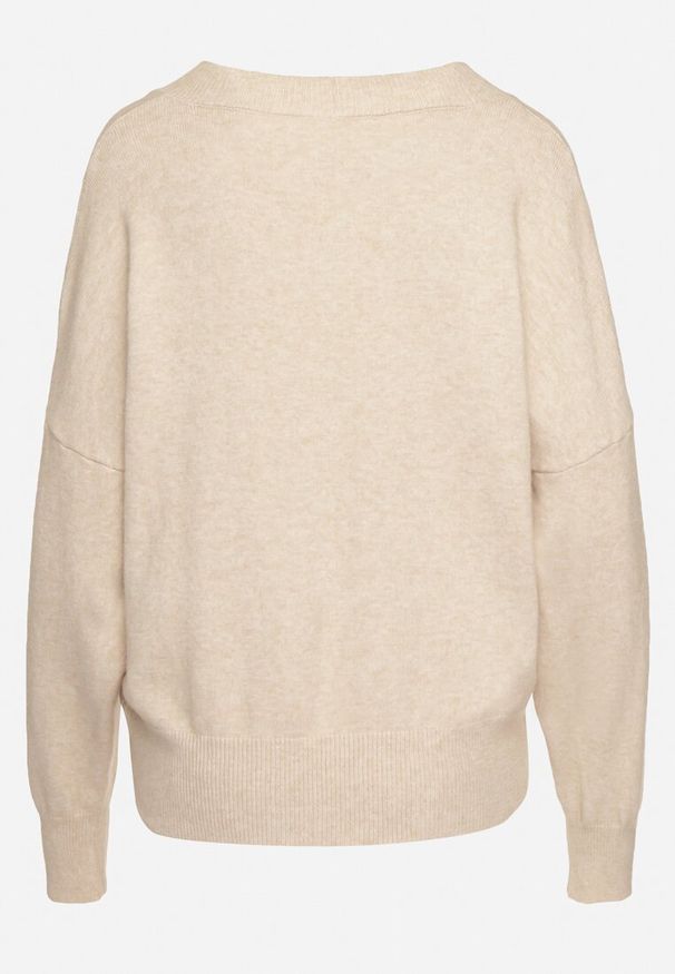 Born2be - Beżowy Sweter z Dekoltem w V z Domieszką Kaszmiru Mariara. Okazja: na co dzień. Typ kołnierza: dekolt w kształcie V. Kolor: beżowy. Materiał: kaszmir. Wzór: bez wzorów. Styl: casual