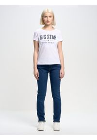 Big-Star - Koszulka damska o klasycznym kroju biała Brunona 101. Okazja: na co dzień. Kolor: biały. Materiał: bawełna, dzianina, jeans. Wzór: napisy, nadruk. Styl: klasyczny