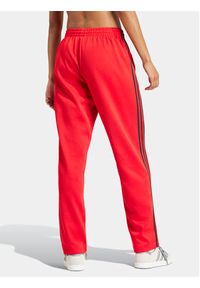 Adidas - adidas Spodnie dresowe adicolor Classics SST IM9809 Czerwony Loose Fit. Kolor: czerwony. Materiał: bawełna #6