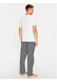 Karl Lagerfeld - KARL LAGERFELD Piżama Printed Pj T-Shirt Set 225M2100 Biały Regular Fit. Kolor: biały. Materiał: bawełna