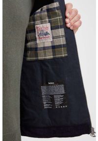 Barbour kurtka męska kolor granatowy przejściowa. Okazja: na co dzień. Kolor: niebieski. Materiał: bawełna, materiał. Styl: casual #3