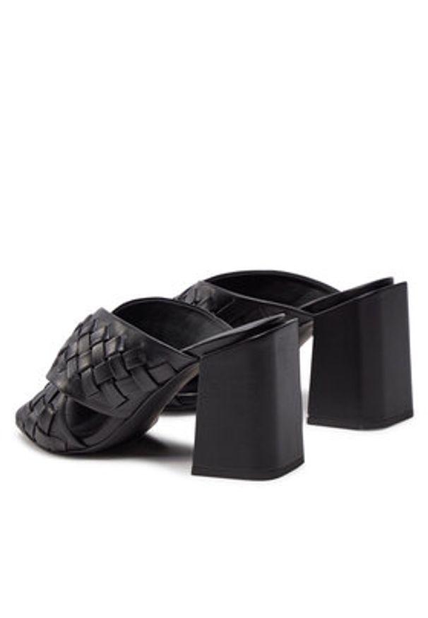 Furla Klapki YH75GRL X30000 O6000 Czarny. Kolor: czarny. Materiał: skóra