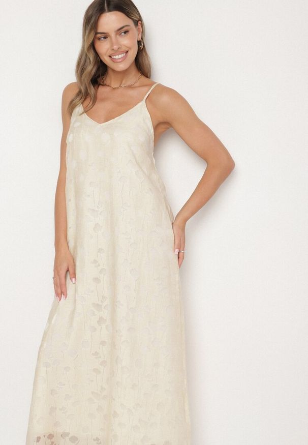 Born2be - Beżowa Sukienka z Wiskozą o Trapezowym Kroju na Ramiączkach Silarelle. Okazja: na co dzień. Typ kołnierza: dekolt w kształcie V. Kolor: beżowy. Materiał: wiskoza. Długość rękawa: na ramiączkach. Typ sukienki: trapezowe. Styl: elegancki, casual