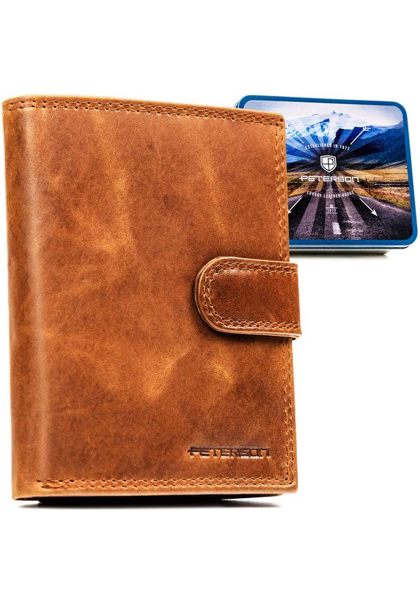 Pionowy portfel męski ze skóry naturalnej w brązowym kolorze zamykany na zatrzask - Peterson. Kolor: brązowy. Materiał: skóra
