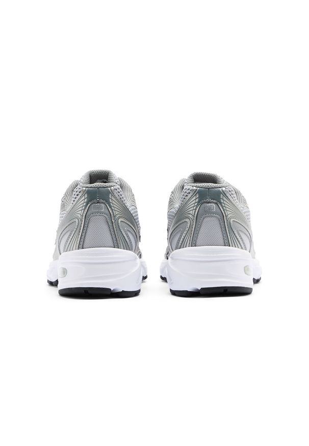 Buty unisex New Balance U740SG2 – szare. Kolor: szary. Materiał: materiał, syntetyk. Szerokość cholewki: normalna. Sezon: lato. Sport: turystyka piesza