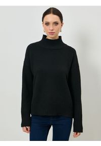 Sinsay - Prążkowany golf - czarny. Typ kołnierza: golf. Kolor: czarny. Materiał: prążkowany