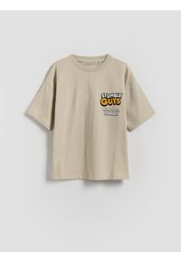 Reserved - T-shirt Stumble Guys - beżowy. Kolor: beżowy. Materiał: dzianina, bawełna #1