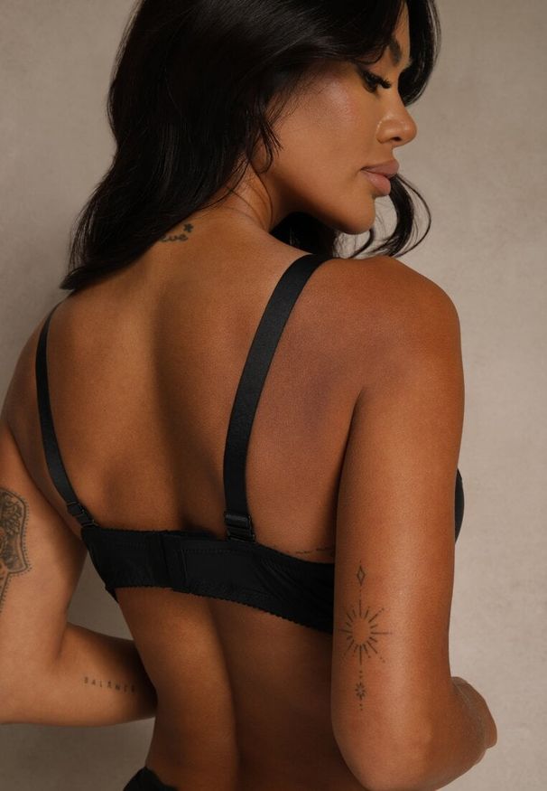 Renee - Czarno-Beżowy Biustonosz z Koronką i Cyrkoniami Himelodia. Kolor: czarny. Materiał: koronka. Wzór: koronka