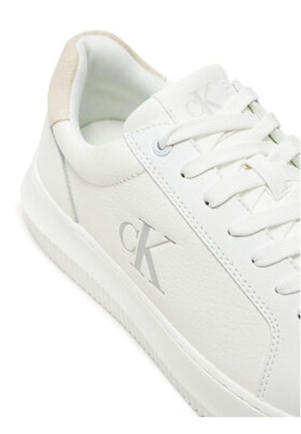 Calvin Klein Jeans Sneakersy Chunky Cupsole Low Mg YM0YM01253 Biały. Kolor: biały. Materiał: skóra