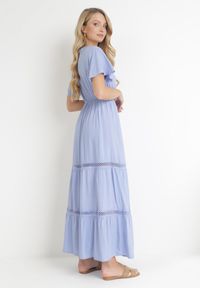 Born2be - Jasnoniebieska Sukienka Maxi z Gumką w Pasie i Koronkowymi Wstawkami Anandia. Kolor: niebieski. Materiał: koronka. Wzór: aplikacja. Długość: maxi #2