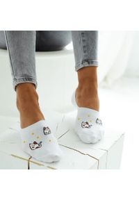 Milena - Białe mikrostopki damskie w kotki (model 802). Kolor: biały. Materiał: poliamid, bawełna, elastan #1