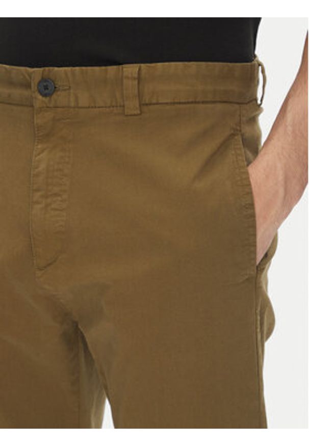 Hugo - HUGO Chinosy 50530886 Zielony Slim Fit. Kolor: zielony. Materiał: bawełna