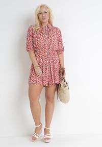 Born2be - Czerwona Koszulowa Sukienka Mini w Kwiaty z Materiałowym Paskiem i Podpinanymi Rękawami Isamone. Kolekcja: plus size. Kolor: czerwony. Materiał: materiał. Wzór: kwiaty. Sezon: wiosna, lato. Typ sukienki: koszulowe. Długość: mini #5