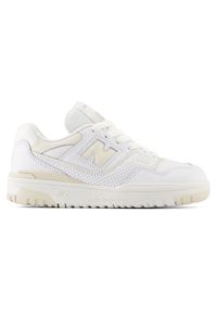 Buty dziecięce New Balance PSB550BK – białe. Okazja: na co dzień. Kolor: biały. Materiał: skóra. Szerokość cholewki: normalna. Sport: koszykówka