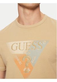 Guess T-Shirt M5RI14 J1314 Beżowy Slim Fit. Kolor: beżowy. Materiał: bawełna