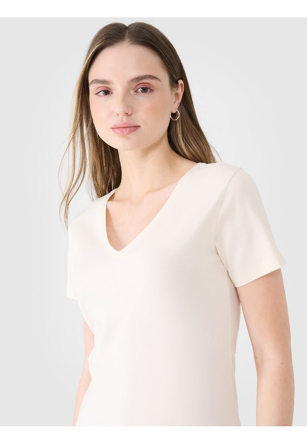 4f - 4F T-shirt slim gładki damski - biały S. Okazja: na co dzień. Typ kołnierza: dekolt w serek. Kolor: biały. Materiał: dzianina, bawełna, jersey, materiał, skóra, elastan. Długość rękawa: krótki rękaw. Długość: krótkie. Wzór: gładki. Styl: klasyczny, sportowy, casual
