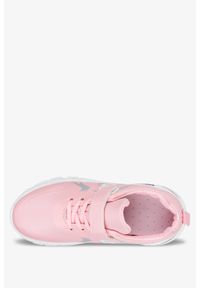Casu - Różowe buty sportowe na rzep casu 23-10-21-m. Zapięcie: rzepy. Kolor: różowy